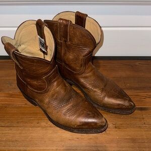 Frye Billy Pull-On Brown Leather Western Ankle Boots